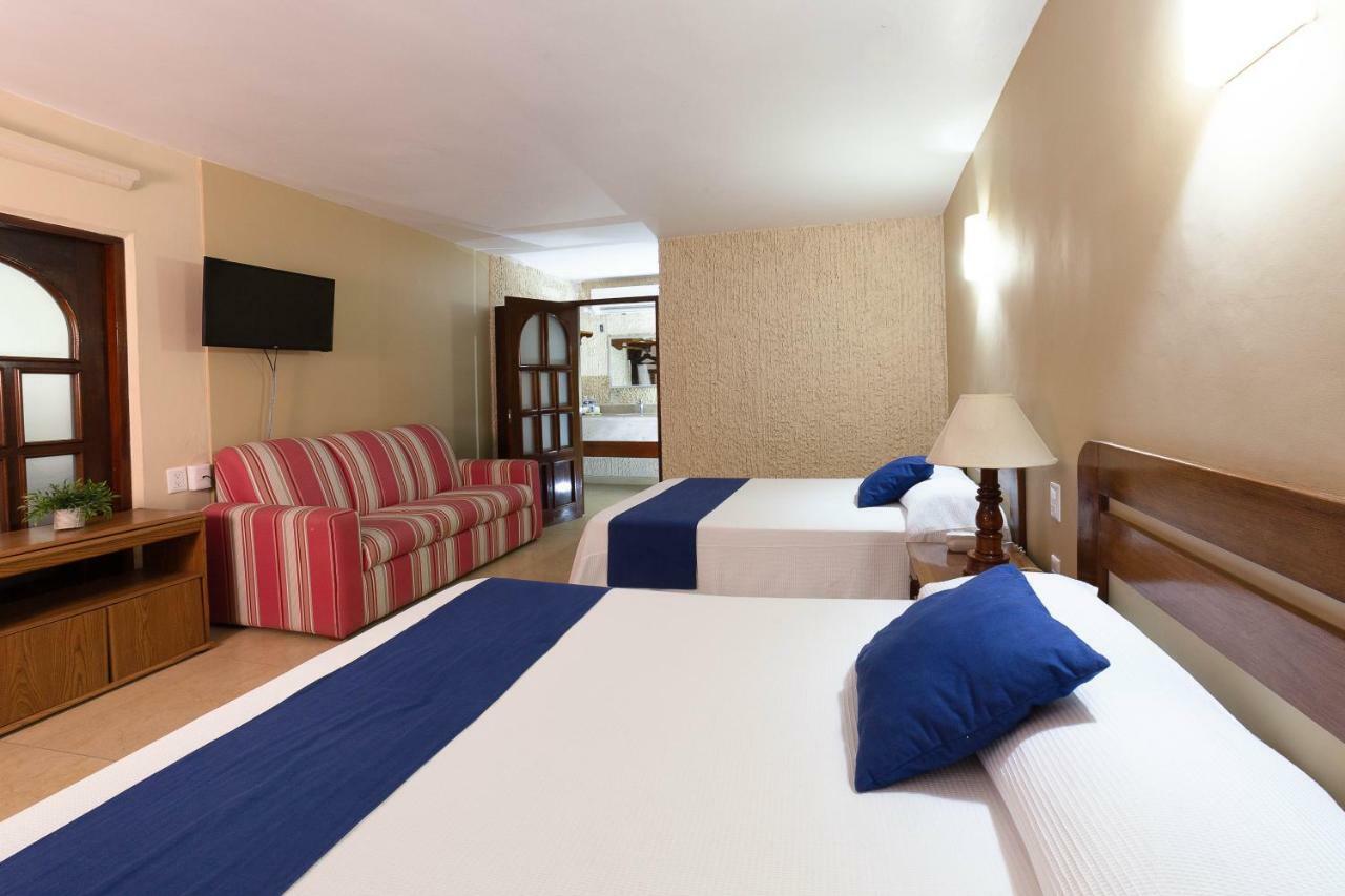 Hotel Plaza Palmas Tuxpan  Buitenkant foto
