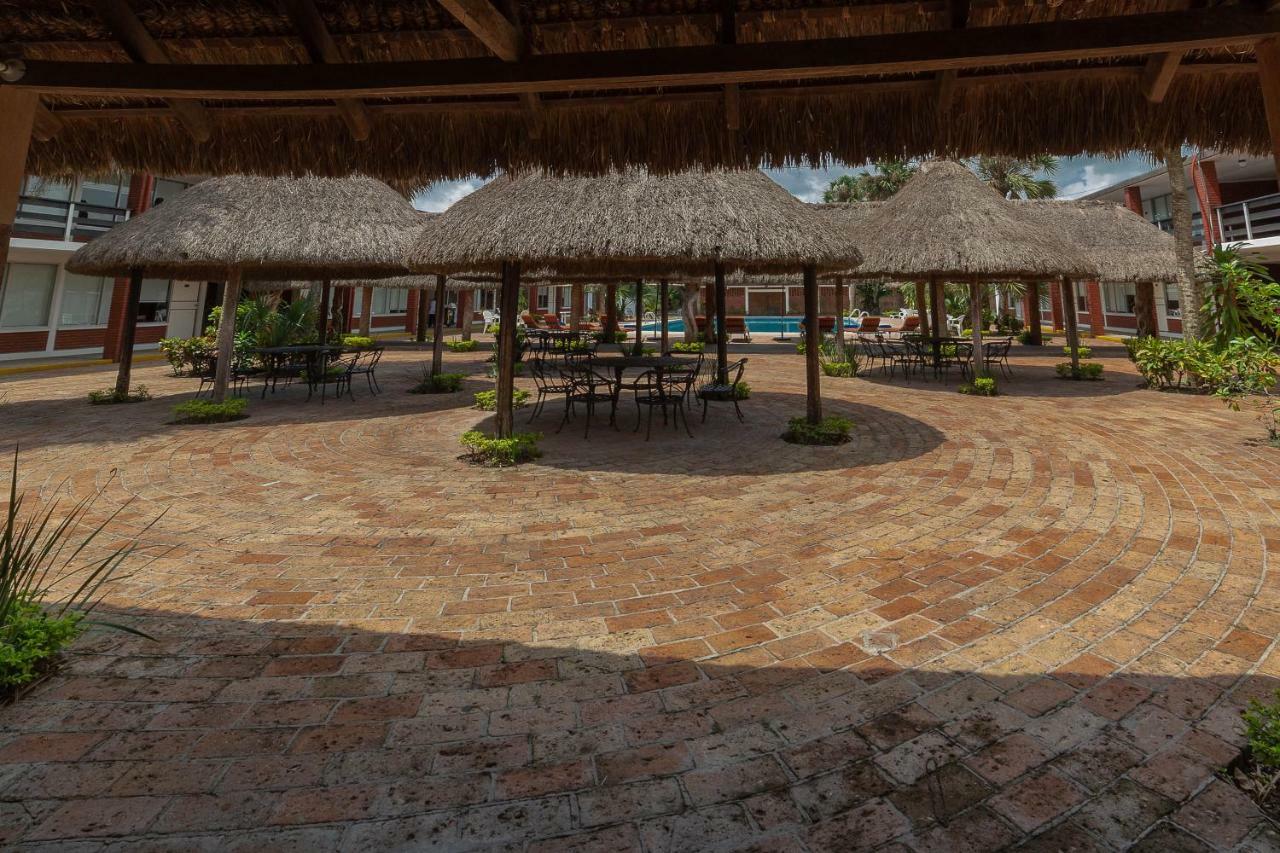 Hotel Plaza Palmas Tuxpan  Buitenkant foto