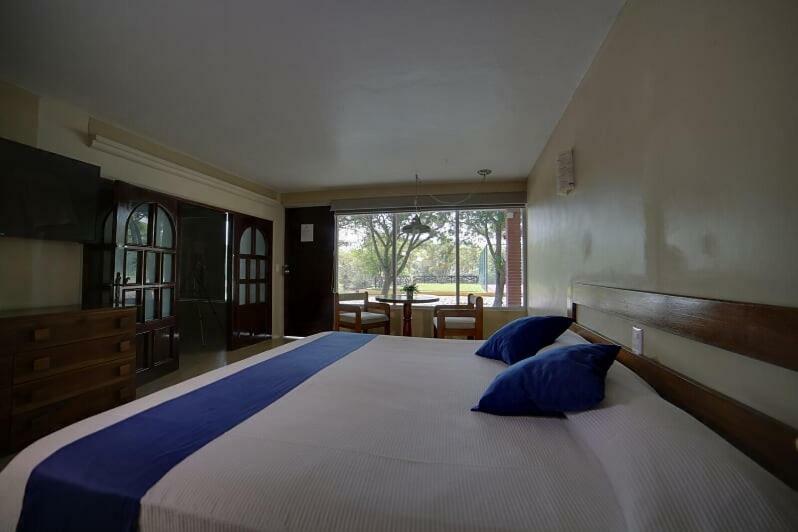 Hotel Plaza Palmas Tuxpan  Buitenkant foto